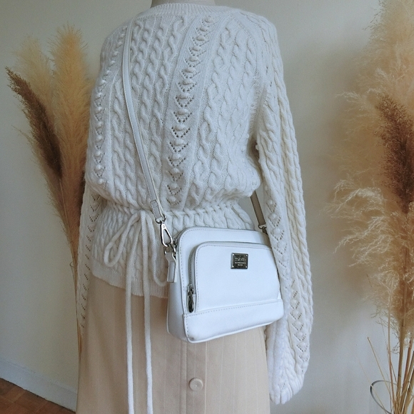 Zara Sweater - Picture 6 of 8